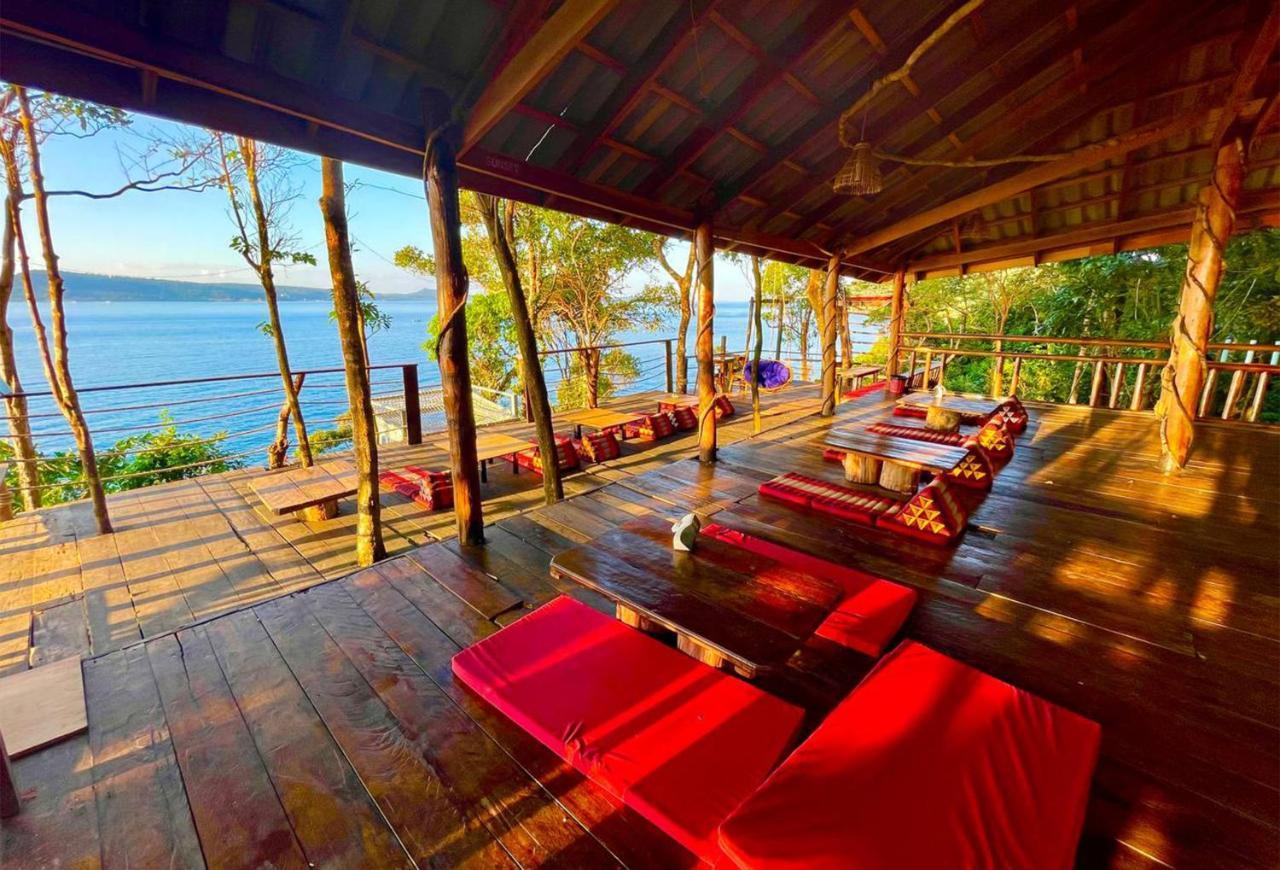 The Cliff Hostel, M'Pay Bay Rongszanlöm-sziget Kültér fotó