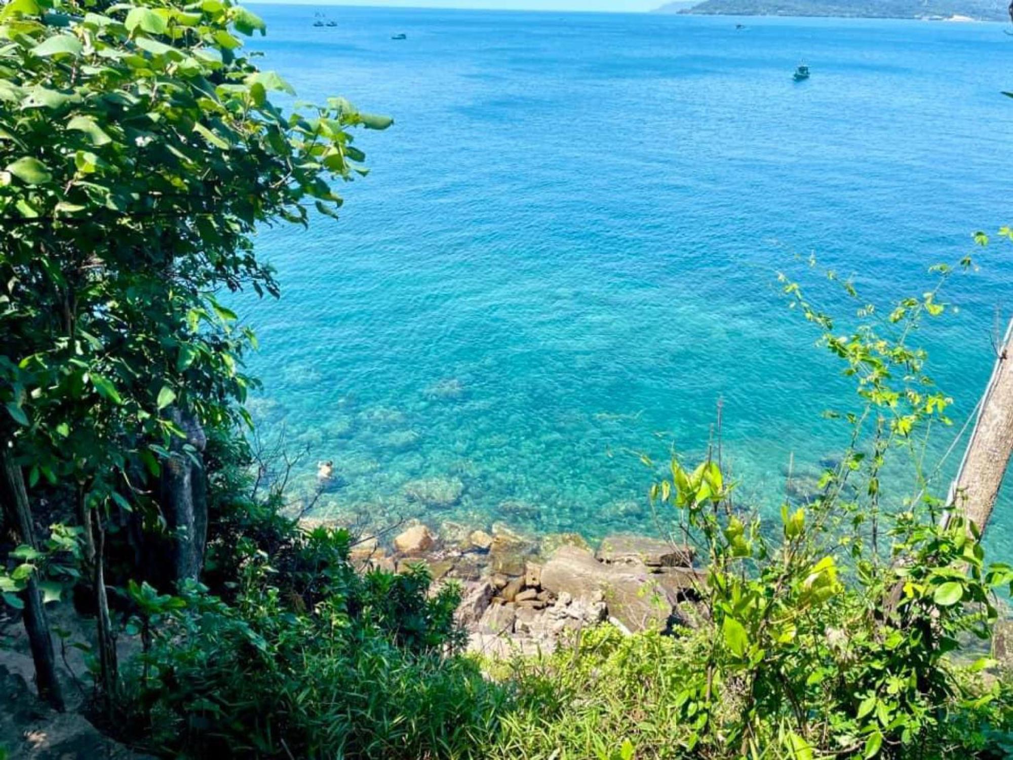 The Cliff Hostel, M'Pay Bay Rongszanlöm-sziget Kültér fotó